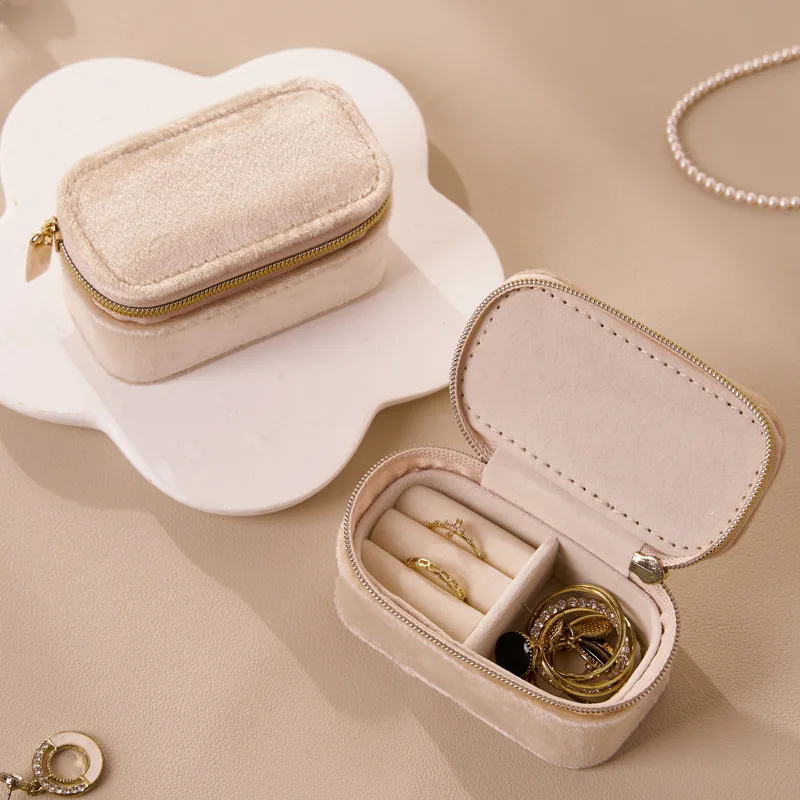 French jewelry storage box Small portable travel jewelry jewelry storage box Suitable for stud earrings rings storage