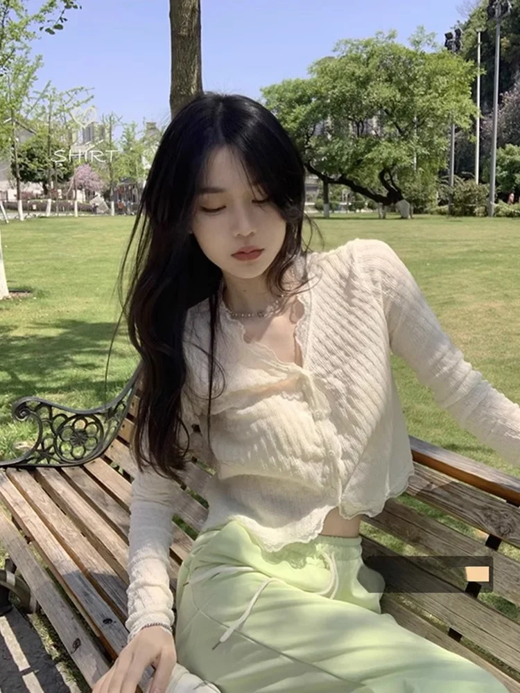 

Chic Short Lace Trim Blouse Women's Spring Summer 2023 New plus Size Inner Wear Shirt Korean Style V-Neck Button up Slim Fit