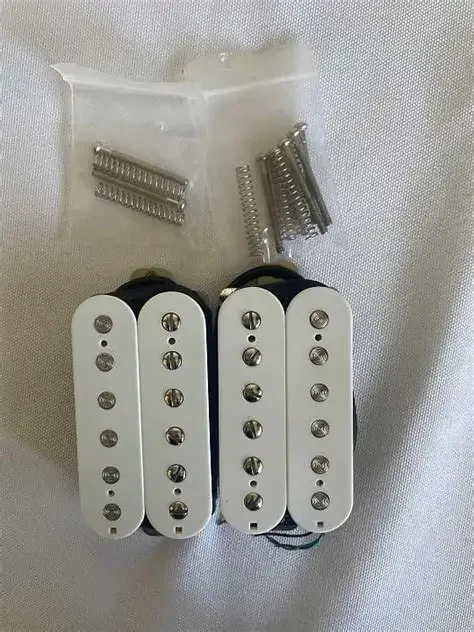 

Комплект гитарных звукоснимателей Alnico 5 Humbucker белого цвета (набор NB) для электрогитар FD