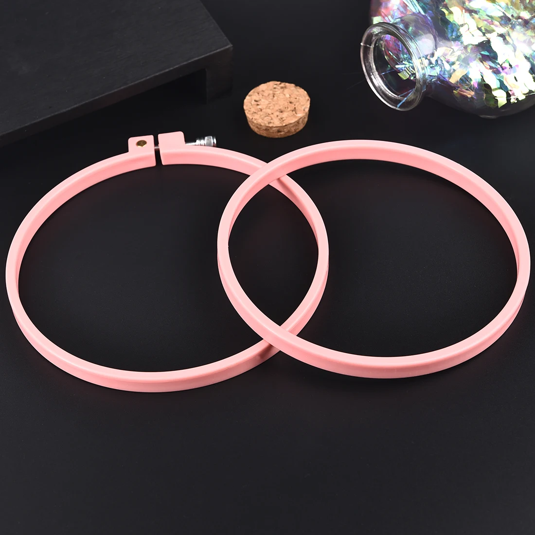 Sewing Tool Round Square Plastic Embroidery Hoops Frame Set Plastic Embroidery Hoop Ring For DIY Cross Stitch Needle Craft Tool