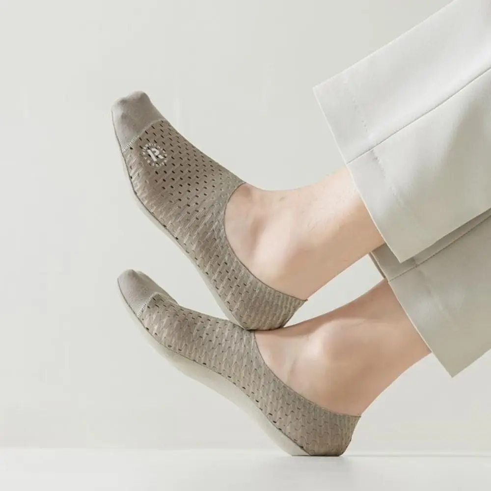 

Elastic Hollow Out Men Boat Socks Summer Ice Silk Anti Slip Ankle Socks Men Thin Breathable Invisible Mesh Socks Men