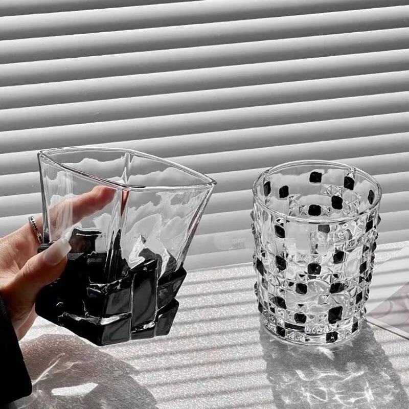 Whiskey Cup Creative Art Sense Limited Handmade Black Gem Wine Cup Light Luxury Crystal Glass Advanced Sense Water Cup Drinkware