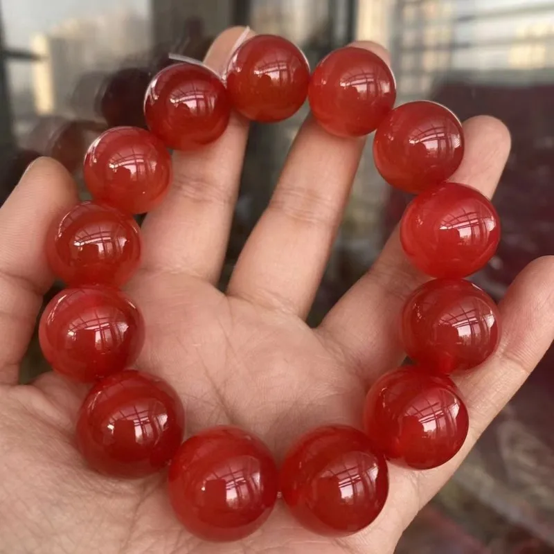 Premium collectible item: high-quality oily, full-bodied, blood-red round bead bracelet