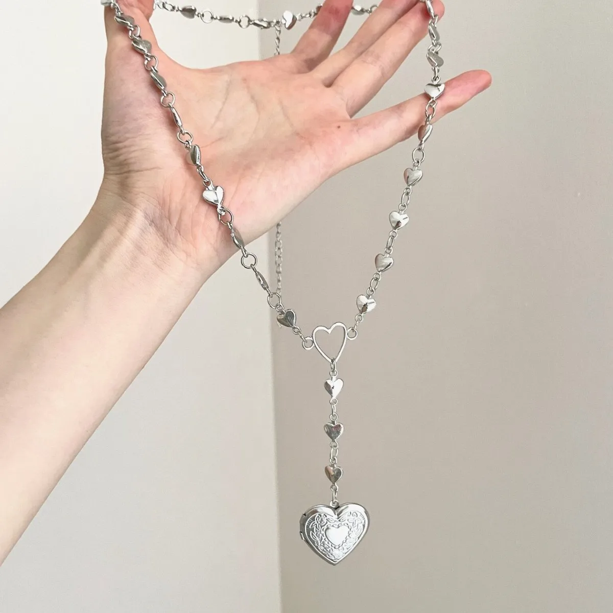 Silver Full Heart Link Locket Necklace, Engraved Openable Photo Heart Pendant Y2K Sweet Girly Adjustable Collarbone Chain