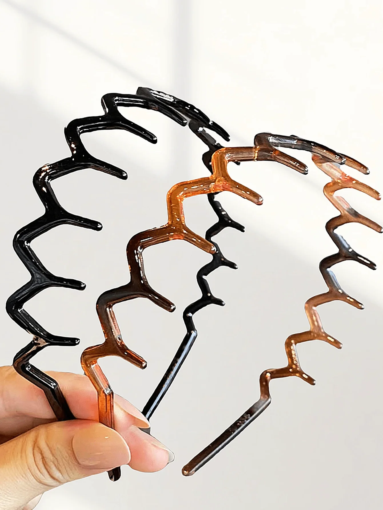 

1pc Simple Basic Women Headband With Big Wavy Design, Plastic Hairstyling Headband,Hairband ,Hair Hoop,Hairband,Hair Hoop Headba