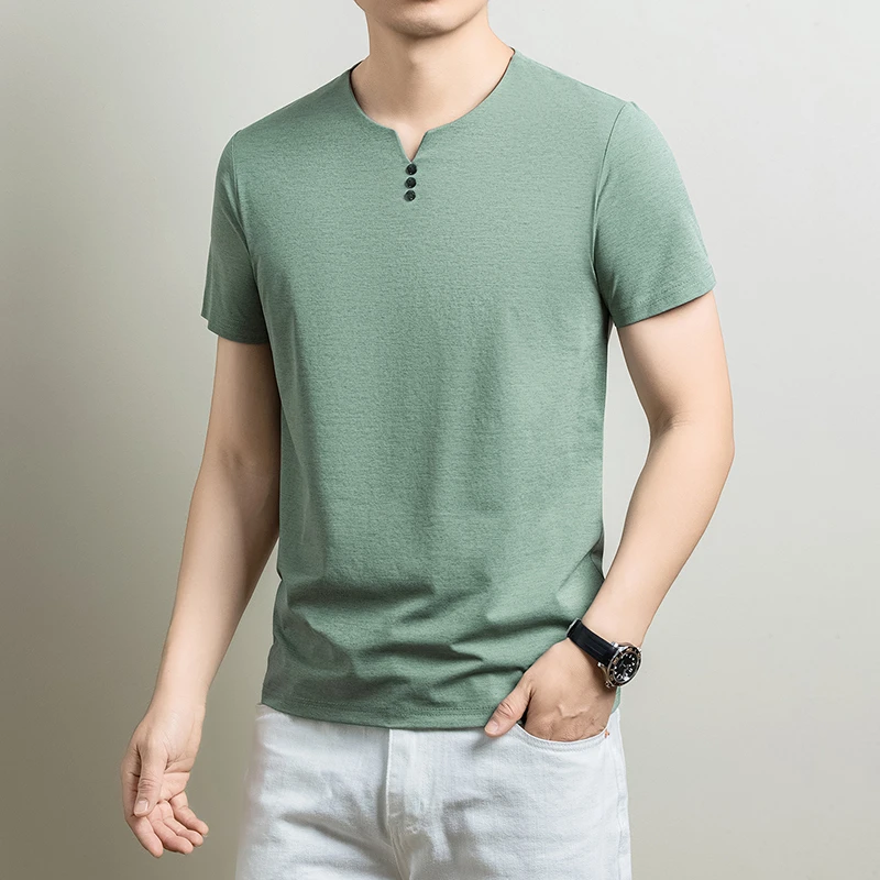 Herren-T-Shirt mit kurzem Arm und V-Ausschnitt, atmungsaktiv, bequemer Stoff für ganztägigen Komfort, lässiger Stil und Alltagskleidung. – Detail 21