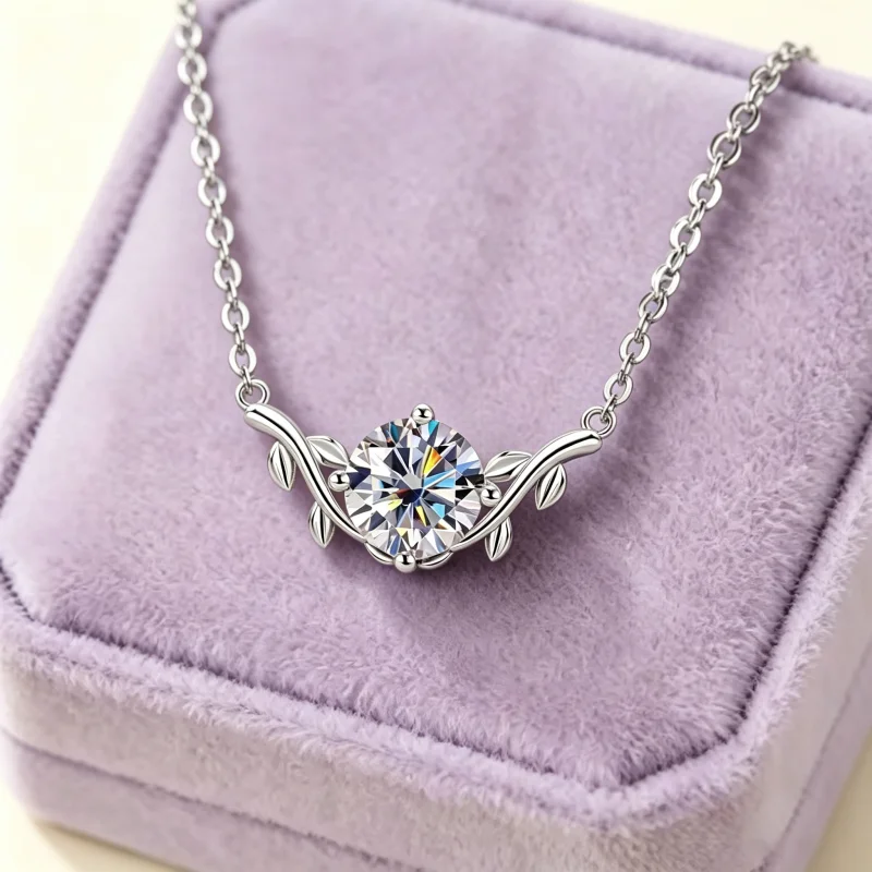 IOGOU 14k Goldfilled 2ct 8mm D-Farbiger Moissanit Ranken-Anhänger Halskette für Damen Hochzeit Verlobung Feiner Schmuck Geschenk Zertifiziert – Detail 3