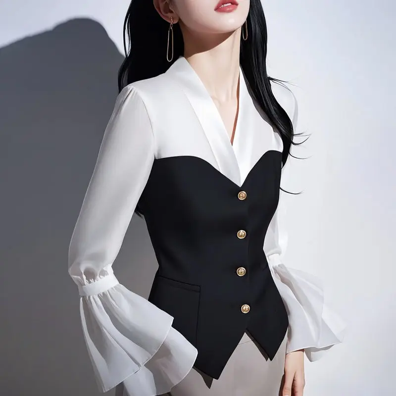 

Spring Summer Fashion Patchwork Contrasting Colors V-neck Flare Sleeve Shirts Women Simplicity All-match Trend Temperament Tops