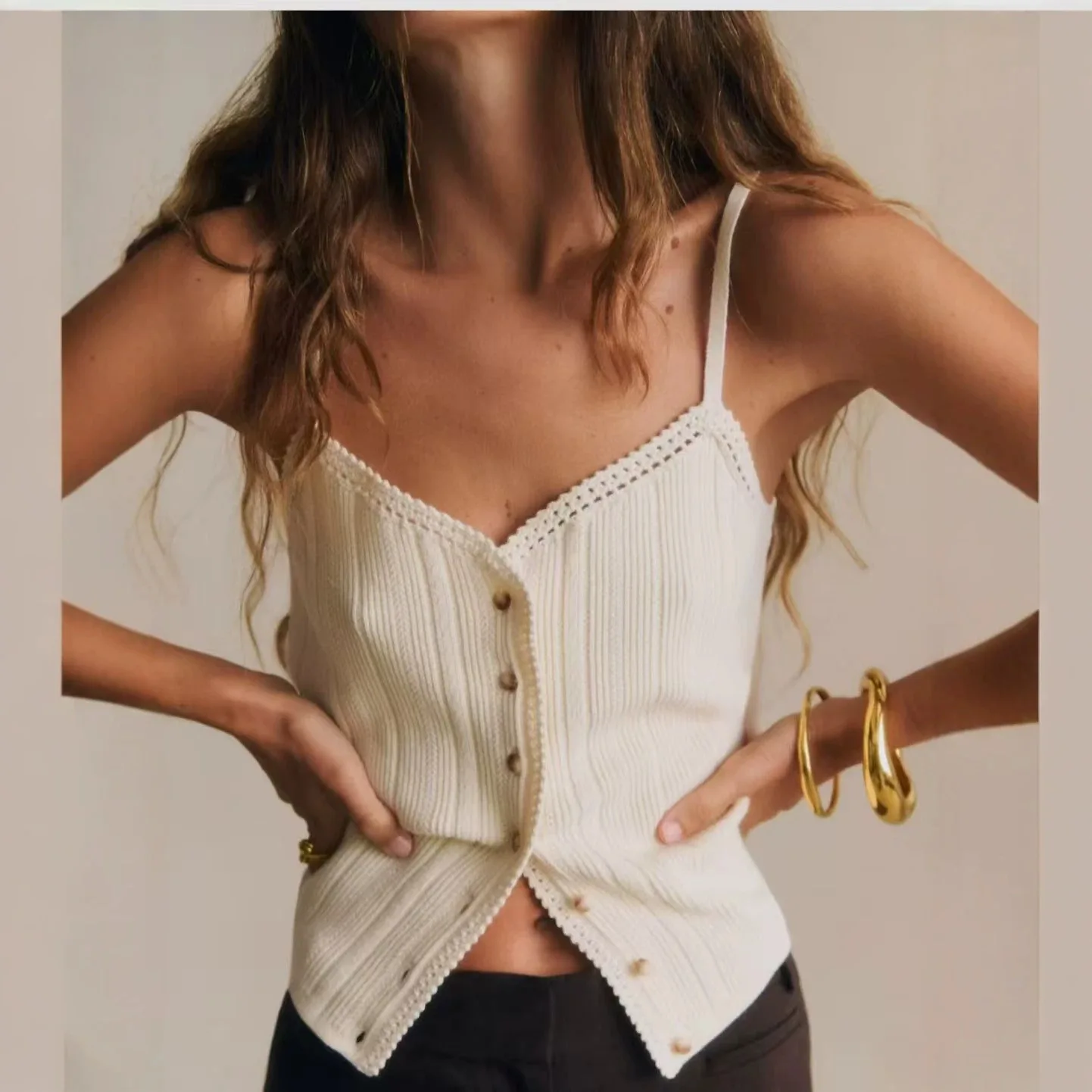 2026 Zweifarbiges Damen-Stricktop mit Häkelband und V-Ausschnitt, Einreihig, Offener Träger-Tanktop