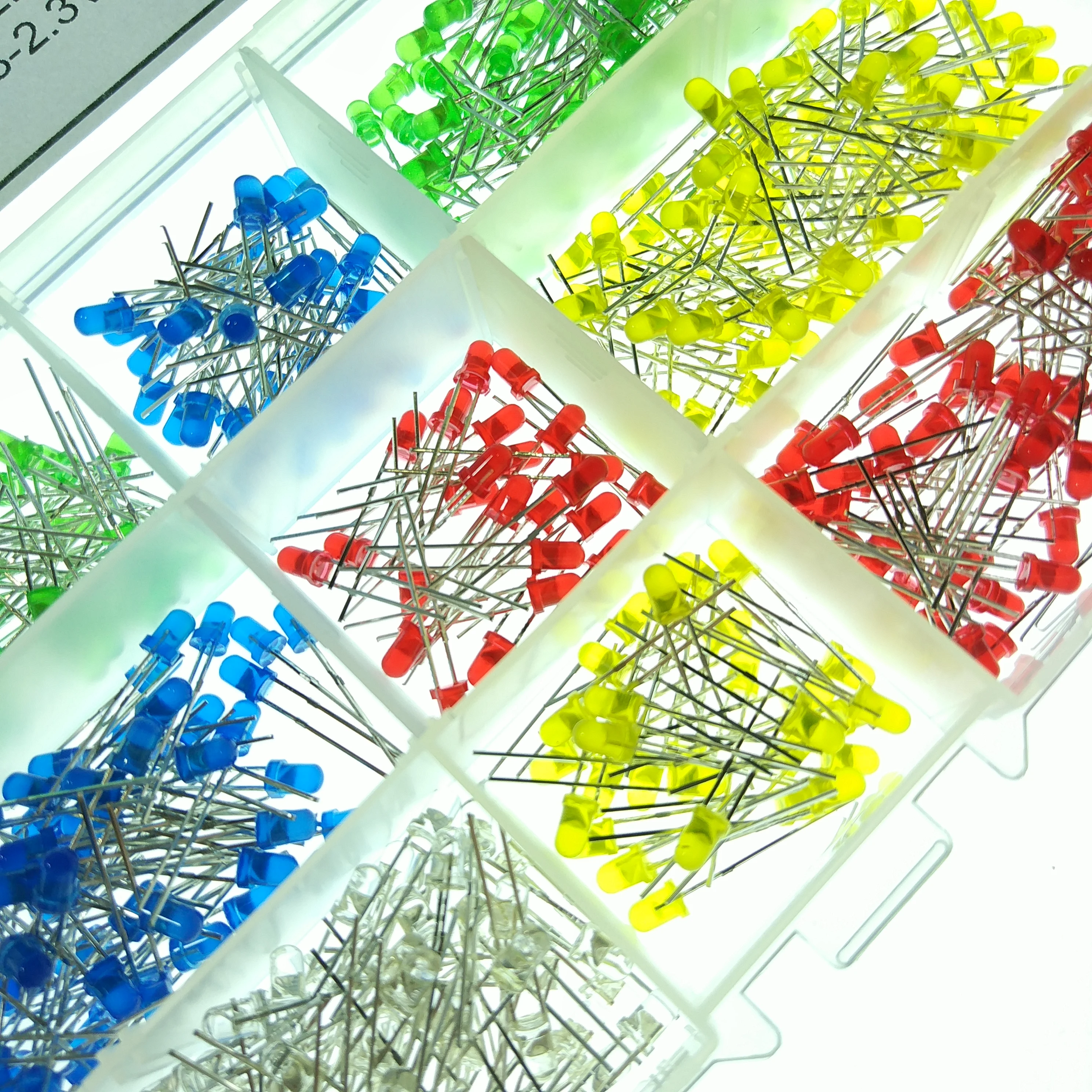 500 Pcs In-Line Led Light Emitting Diode 3Mm Blauw Rood Groen Ronde Kop Korte Pin Lamp Kralen f3 Lamp Monster Doos