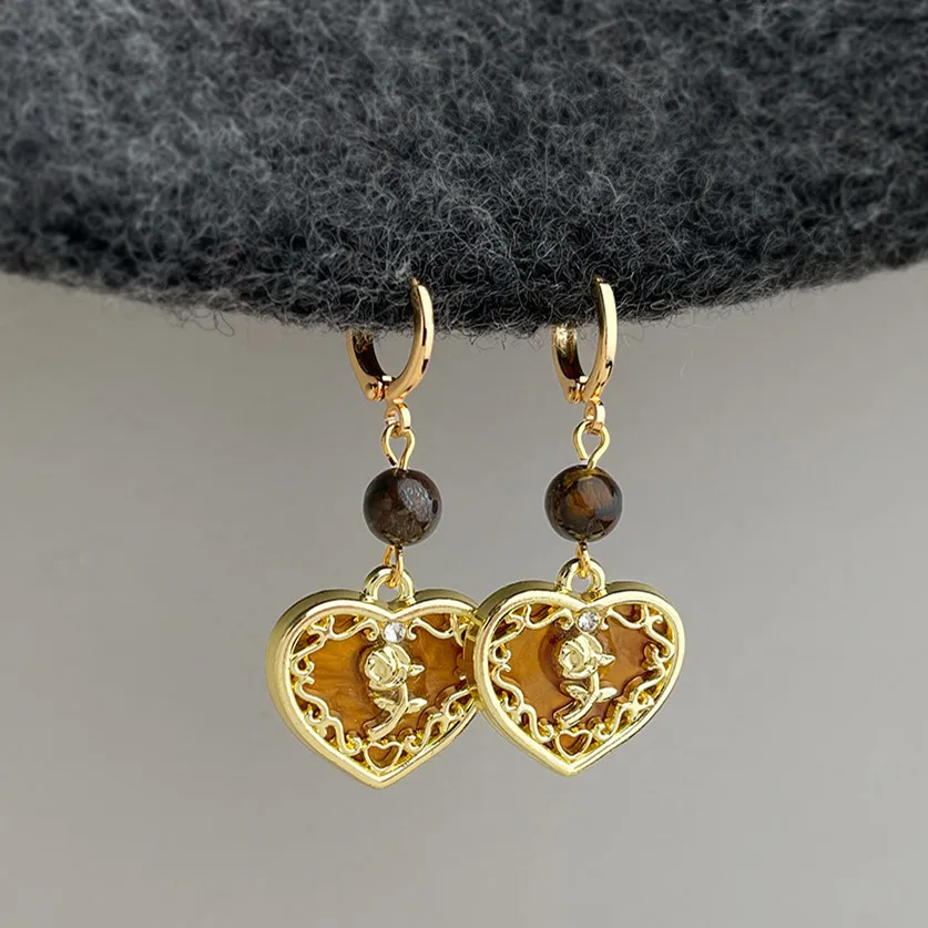 

Women's Gold-Color Heart Charms Pendant Drop Earrings Classic Female Hoop Earrings with Natural Beads for Daily Wear Jewelry