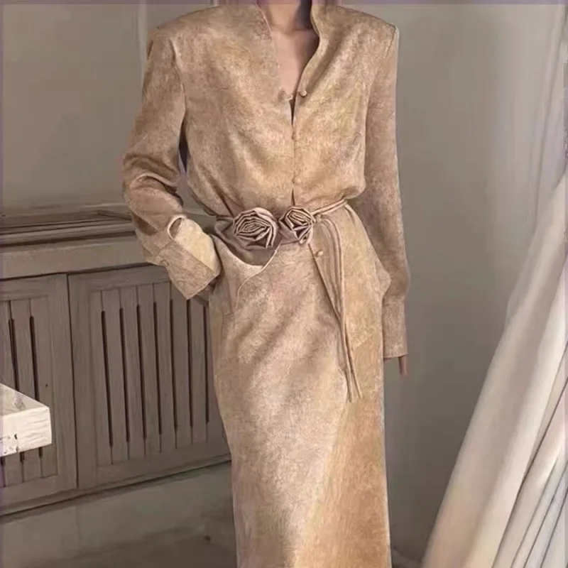 

Flower Lace-up Long-sleeved V-neck Shirt+long Skirt National Wind Suit