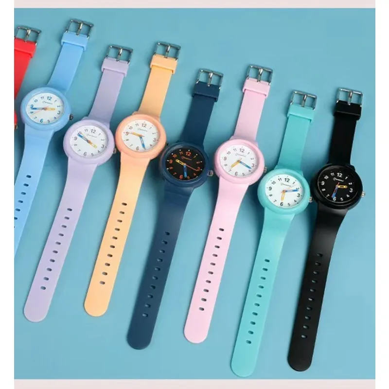 ساعات كوارتز وردية للأطفال بحزام سيليكون مقاوم للماء باللون الأزرق تناظري للأطفال للفتيات والأولاد