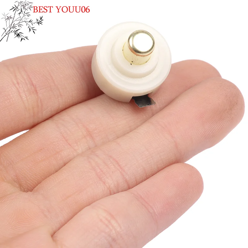 

Горячая новинка: 3 шт./лот, выключатель для фонарика C8, мощный электрический фонарь, концевой выключатель для Q5