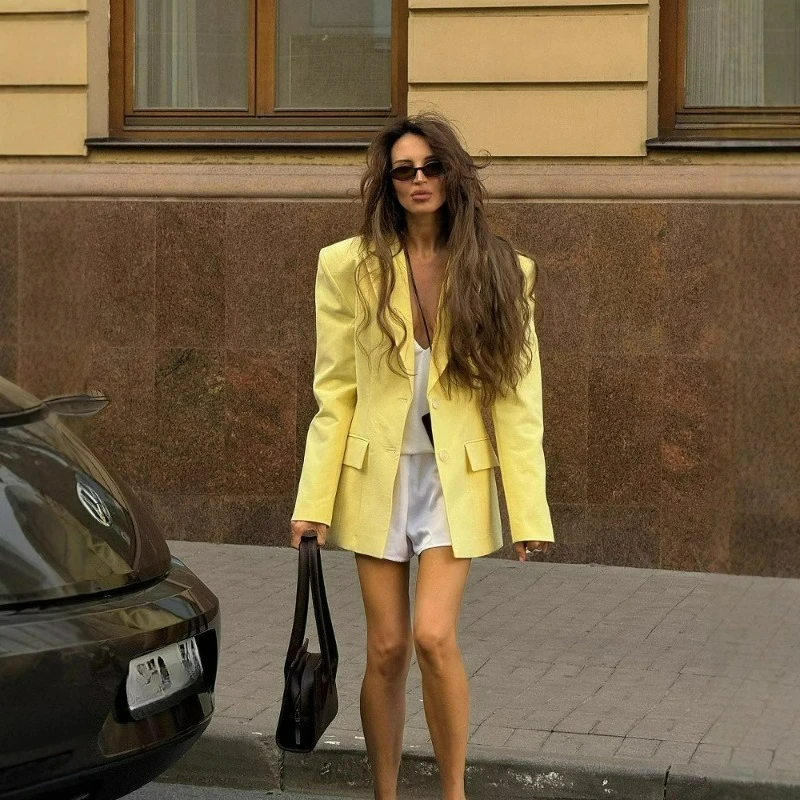 

New Spring 2025 European American Women's Wear Collection Featuring Sweet Fresh Loose Large-sized Bagged Suit Jacket for Women