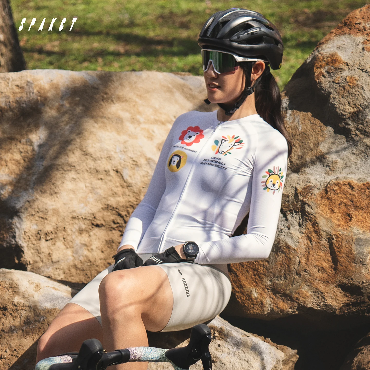 

Spakct Women's Long Sleeve Cycling Jersey, Slim Fit Stretch Breathable Quick Dry Cartoon Print Outdoor Road MTB Bike Riding Top