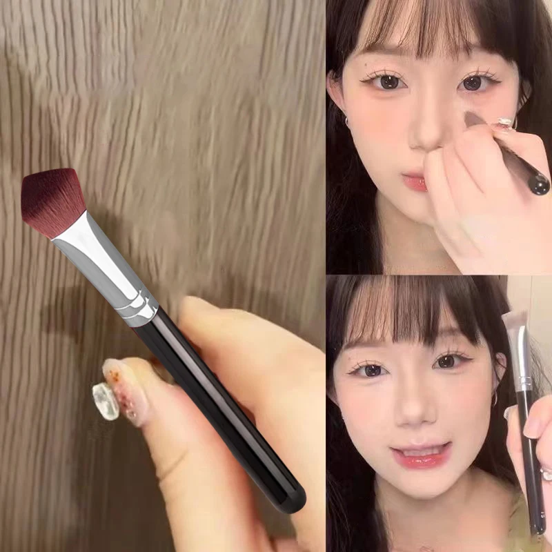 แปรงสามเหลี่ยมรูปร่างผมสังเคราะห์ Foundation Highlighter แปรงมุม Highlighter แปรง Face Contour Foundation คอนซีลเลอร์