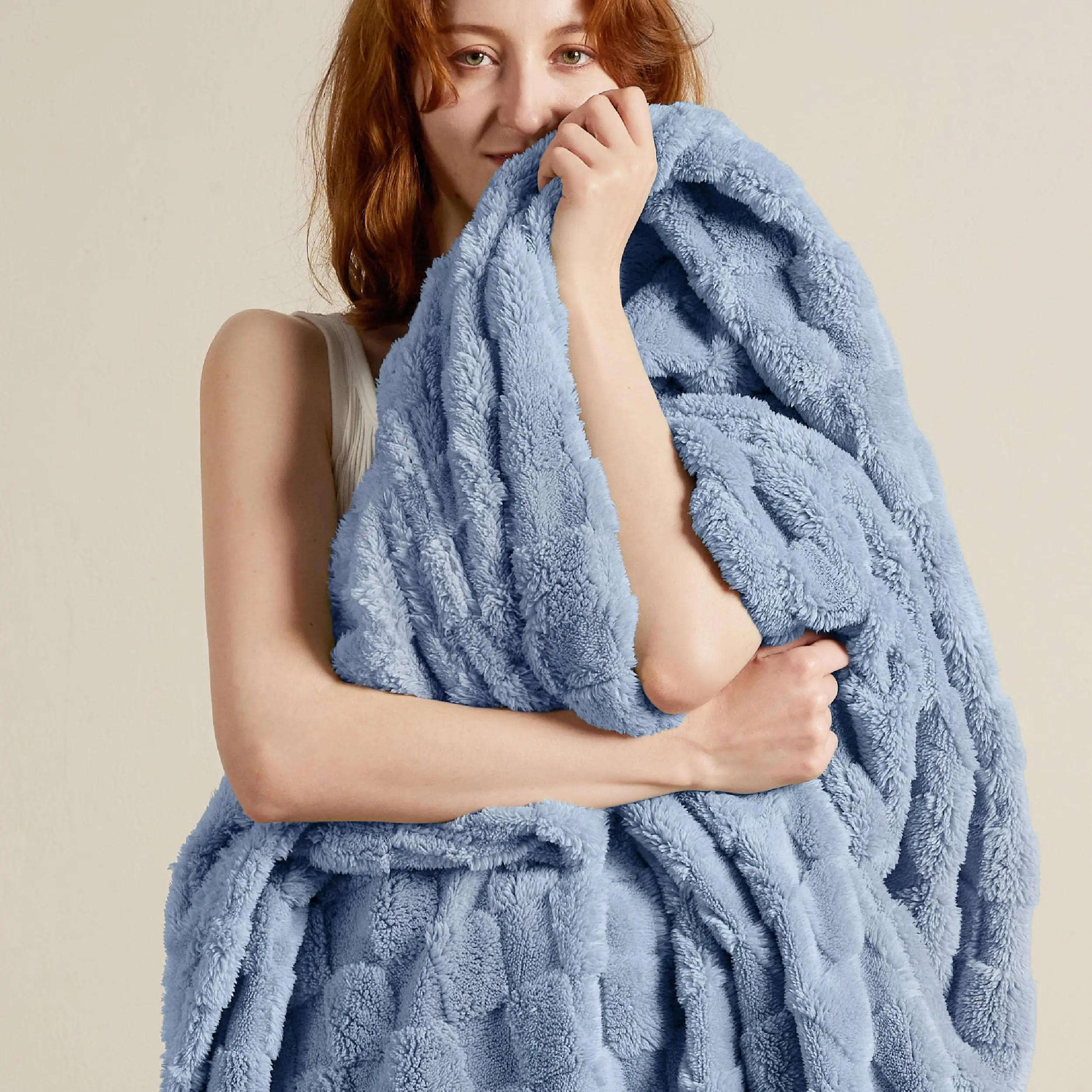 

GentleSoft Throw Blanket for Couch - Checkered Fleece Blankets Gifts , Cute Soft Cozy Throw for Bedroom Home Decor Gifts