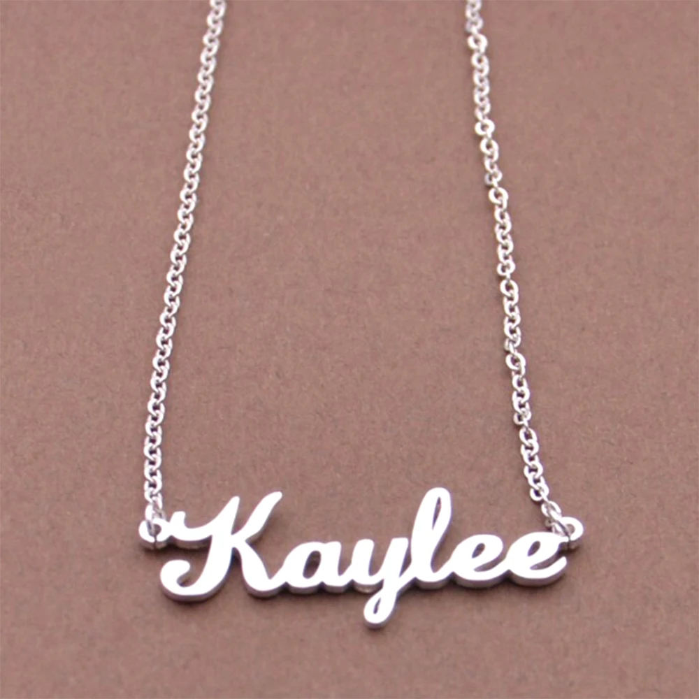 

Personalized Stainless Steel Customized Name Necklace Women's Charm Jewelry Collarbone Chain Letter Pendant Valentine's Day Gift