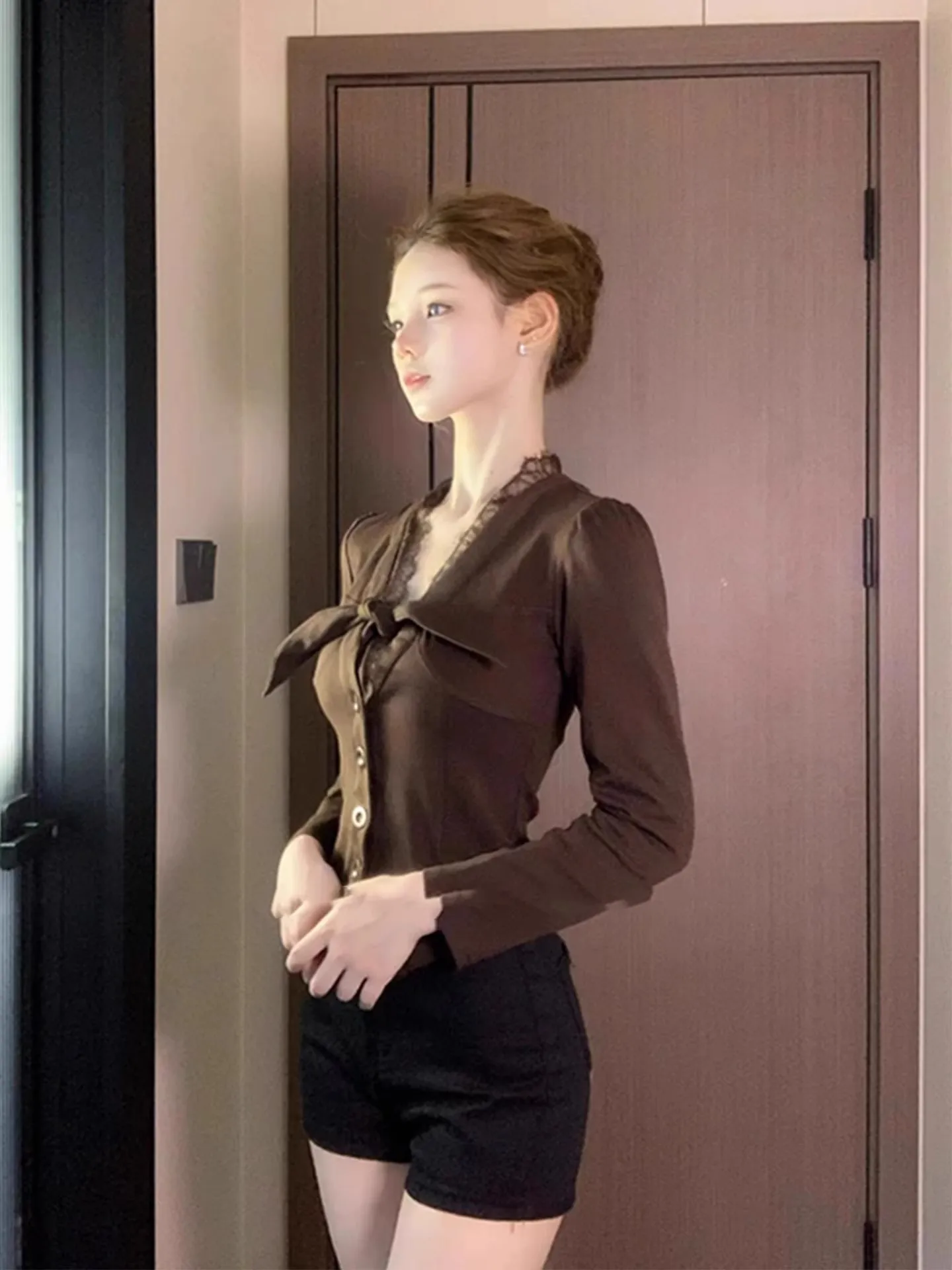 

KENI plus Size Lace Trim V-Neck Shirt Women Slim Fit Unique Base Shirt Winter Casual Korean Style High Waist A-Line Dress