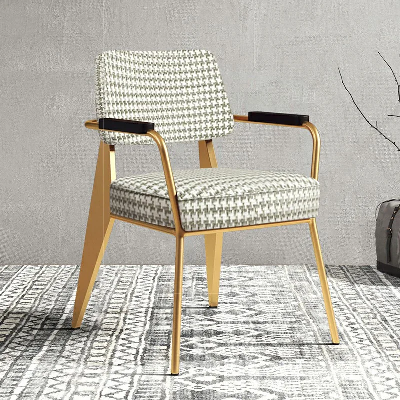 

Single Dining Chairs Living Room Luxury Leather Metal Armchair Camping Design Dining Room Table And Chair Set Chair Cushion