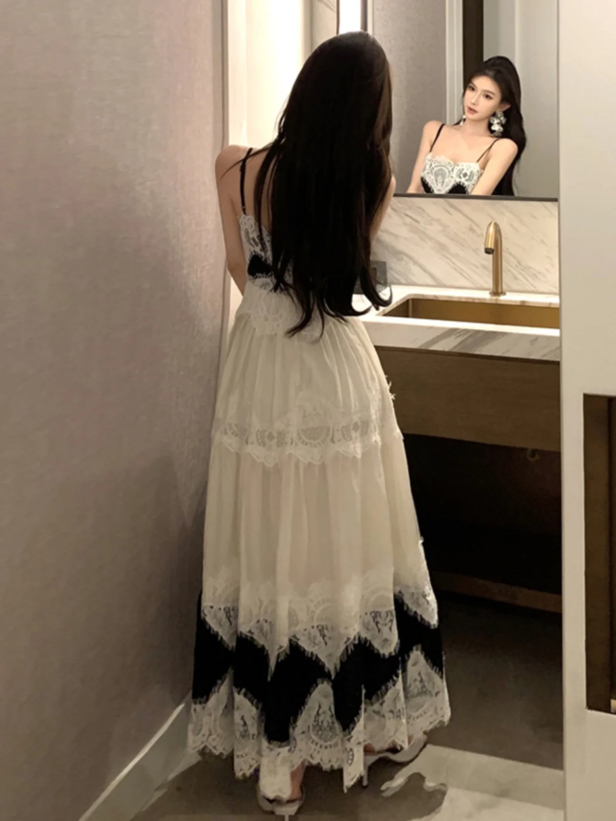 Francês retro renda emendada sem mangas camisola em camadas saias babados para mulher fino-ajuste estilo princesa grande balanço a linha vestido