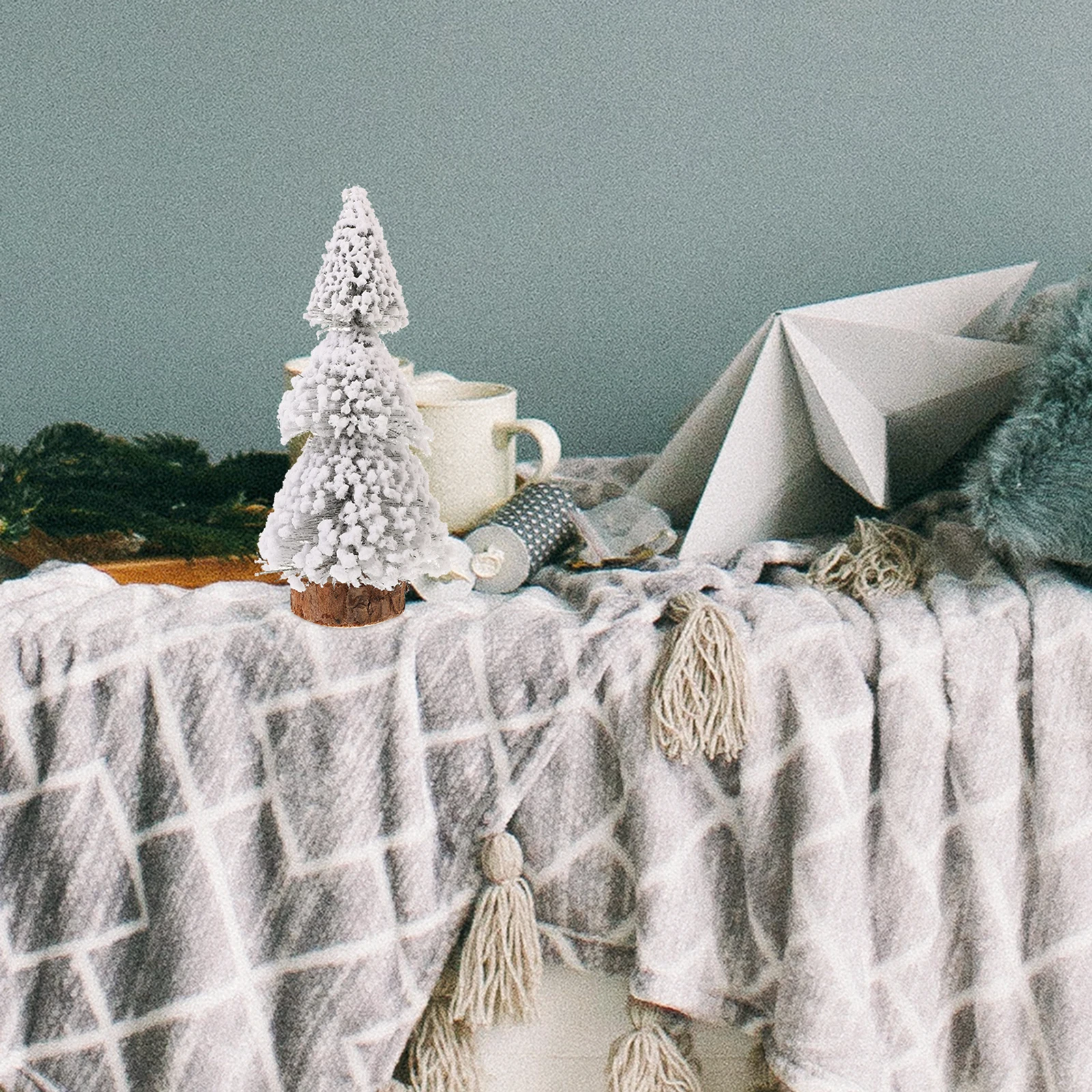 

4pcs Mini Christmas Tree 15cm PET Wooden Flocking Material Tabletop Holiday Decorations Festive Gifts Pine Craft