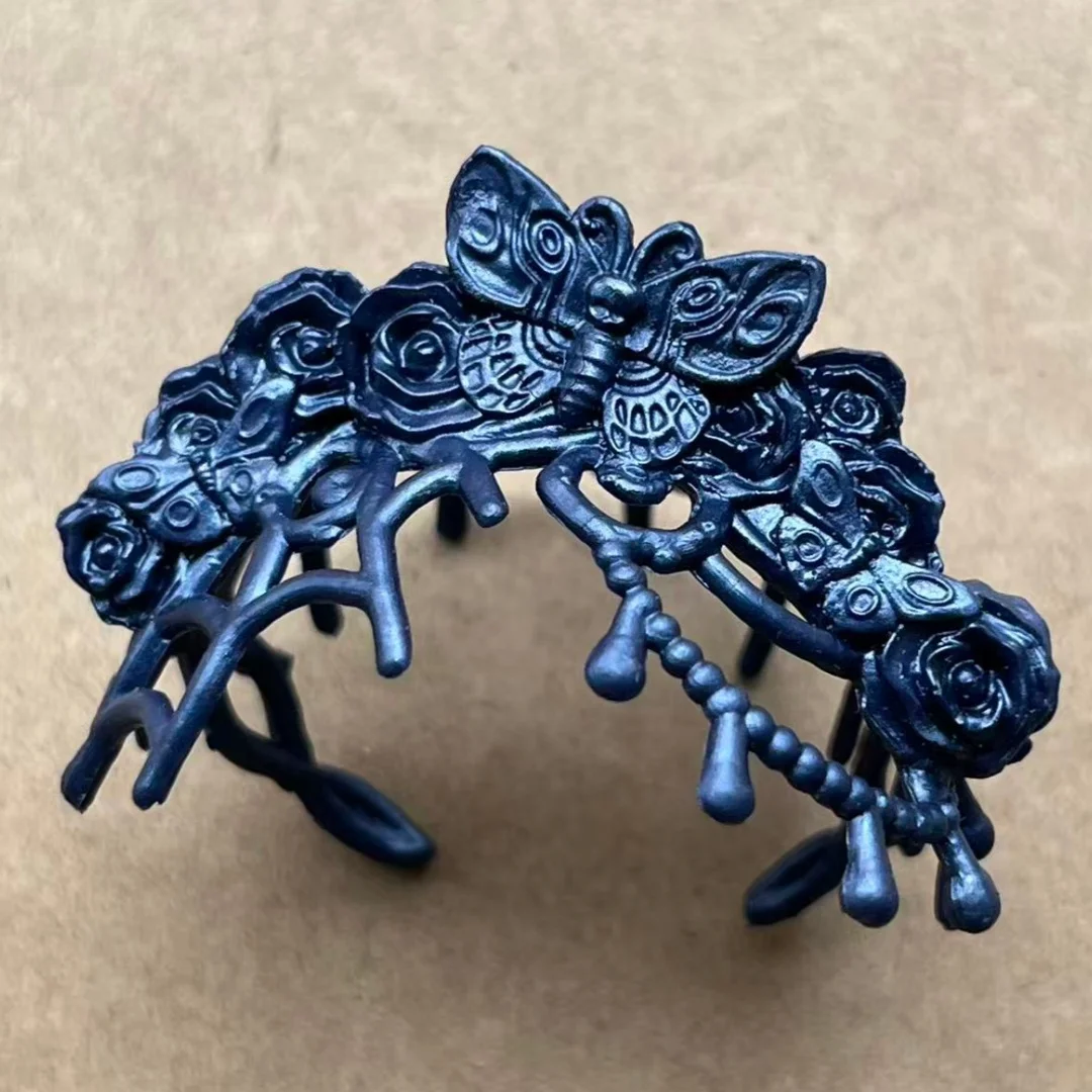 DIY Monster-Puppen-Teile: Original-Zubehörset mit Hüten, Zauberstäben, Gürteln, Handringen, individuellen Hemden und Bändern für kreatives Basteln – Detail 28