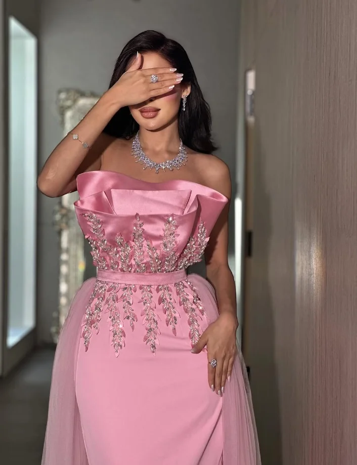분리 가능한 트레인이 있는 핑크 발목 길이의 아랍어 이브닝 포멀 드레스 크리스탈 스트랩리스 프롬 갈라 가운 맞춤형 저지 베스포크