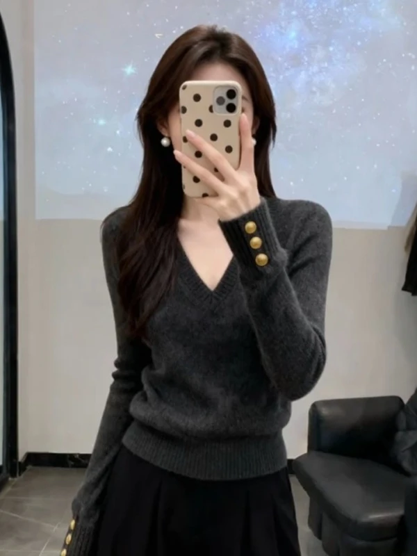 

Ele V-Ne Long Sve Knitted Sweater Women's Slim Fit Base Layer irt ay Button-Up Top for Autumn Winter