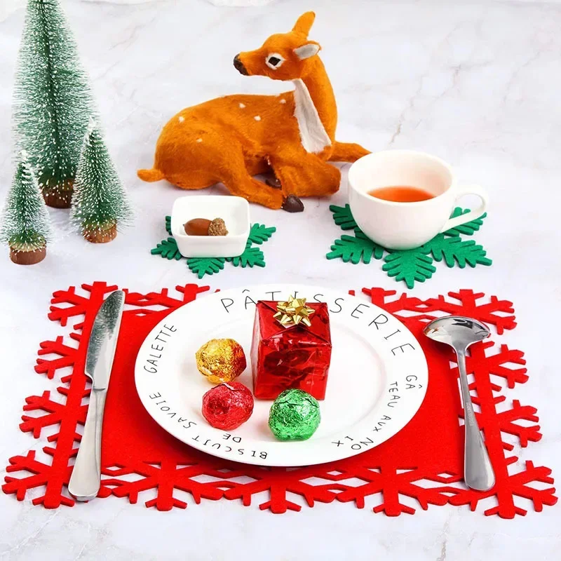 1PCS Christmas Placemats Snowflake Shaped Felt Cup Mat Anti-Skid Table Placemat Kitchen Food Bowl Mat Cushion for Home Table