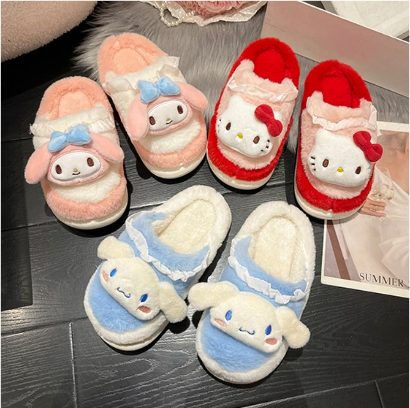 Sanrio Hello Kitty Slippers Kawaii Cinnamoroll My Melody Cotton Slippers Women\'s Winter Velvet Kuromi Warm Home Slippers Shoes