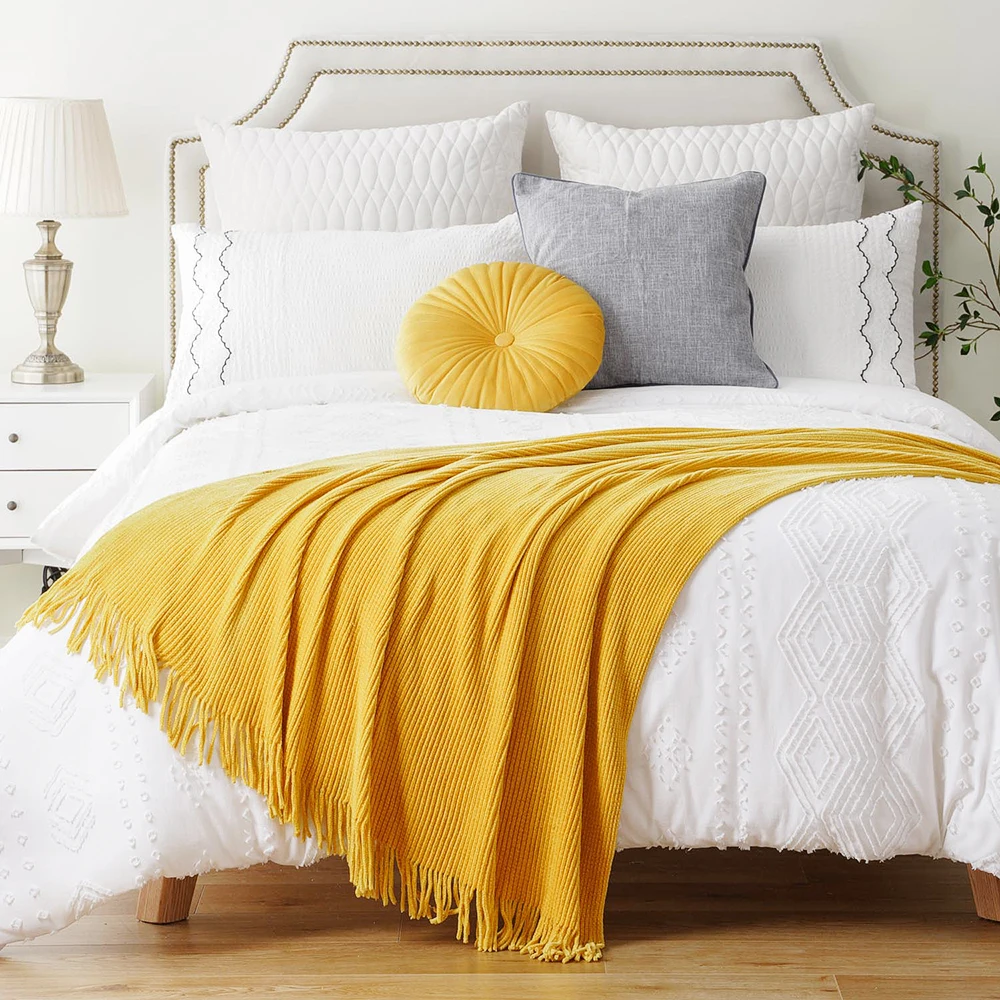 Battilo Chenille Knit Blankets with Tassels Caramel Plaid Throw Blanket for Bed Couch Decorative Sofa Blanket Bedroom Fall Decor