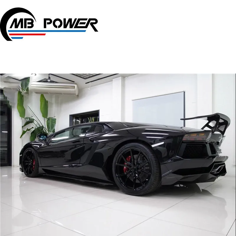 Factory price LP700 Avendor 2011year dmc style carbon fiber side skirt fit for lp700 car bumper side skirt auto step