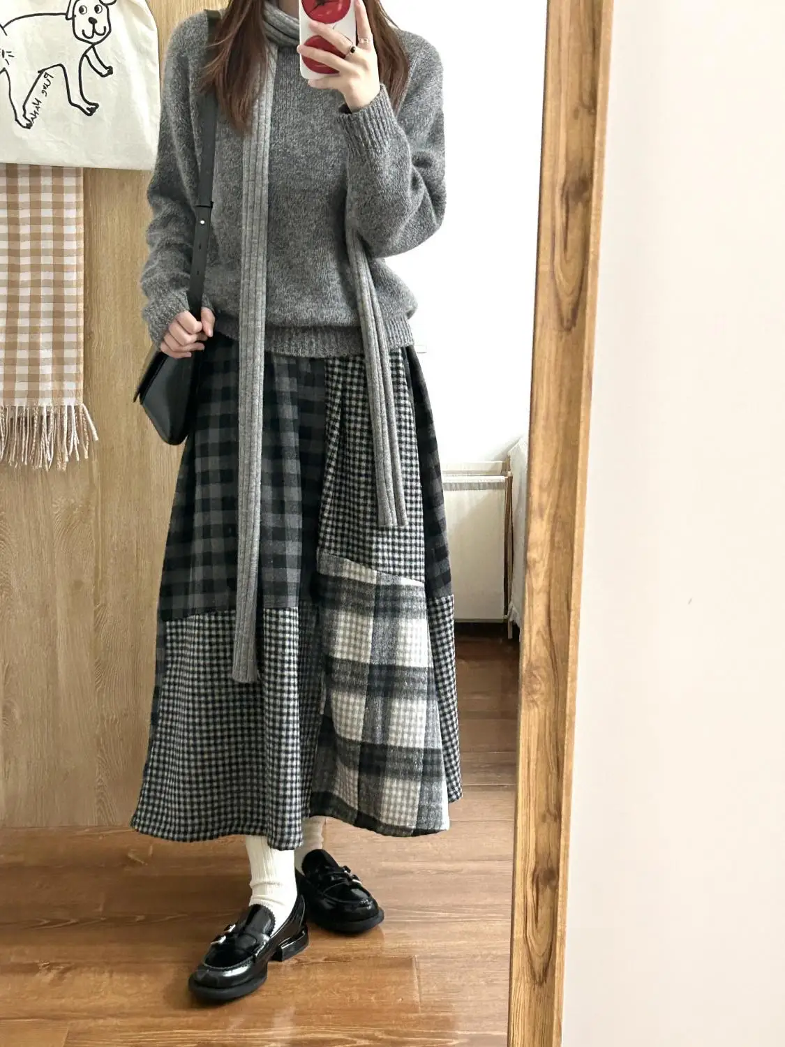 

Gagarich ретро осень-зима 2025 миди новая средней длины стильная клетчатая юбка трапециевидной формы с высокой талией для похудения нерегулярной формы