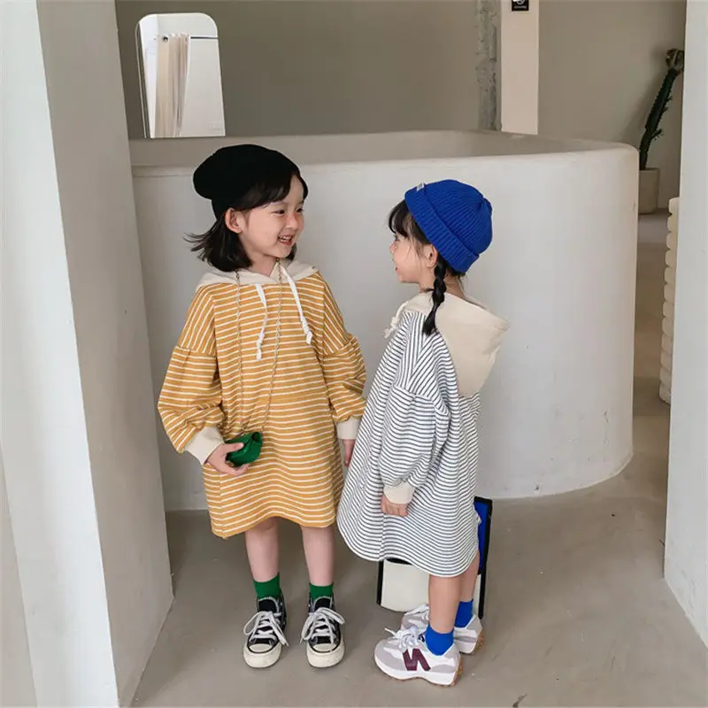 

Autumn girls' hooded striped sweatshirt dress Korean version children's mid length dress baby autumn style autumn outfit