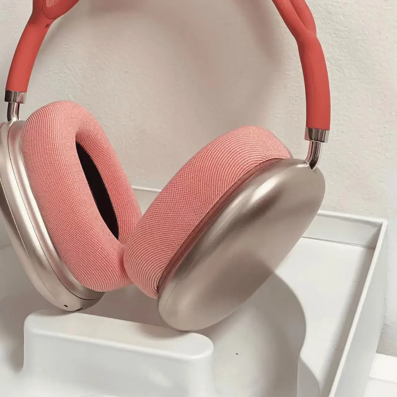 P9 Max ワイヤレスイヤホン、磁気式イヤホン、レザーバッグ付き、スポーツ用、Bluetooth、ポップアップ、新製品