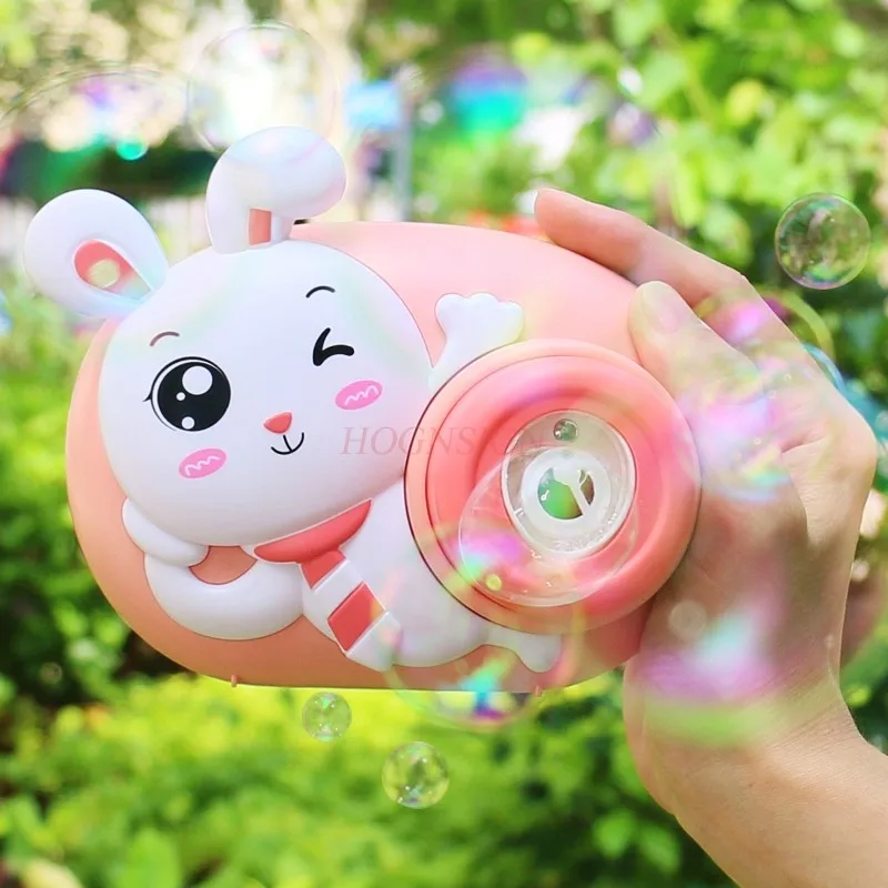 Bubble machine completamente automatico popolare elettrico bubble blowing camera Little rabbit giocattolo per bambini