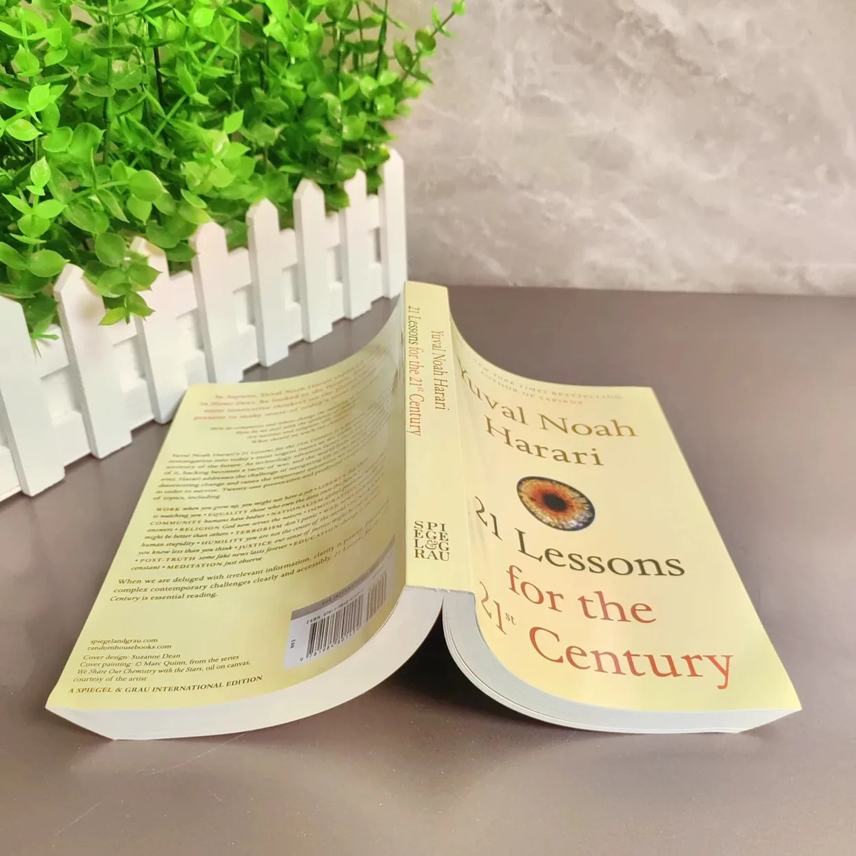 21세기의 21가지 교훈 - Yuval Noah Harari 영어 단행본