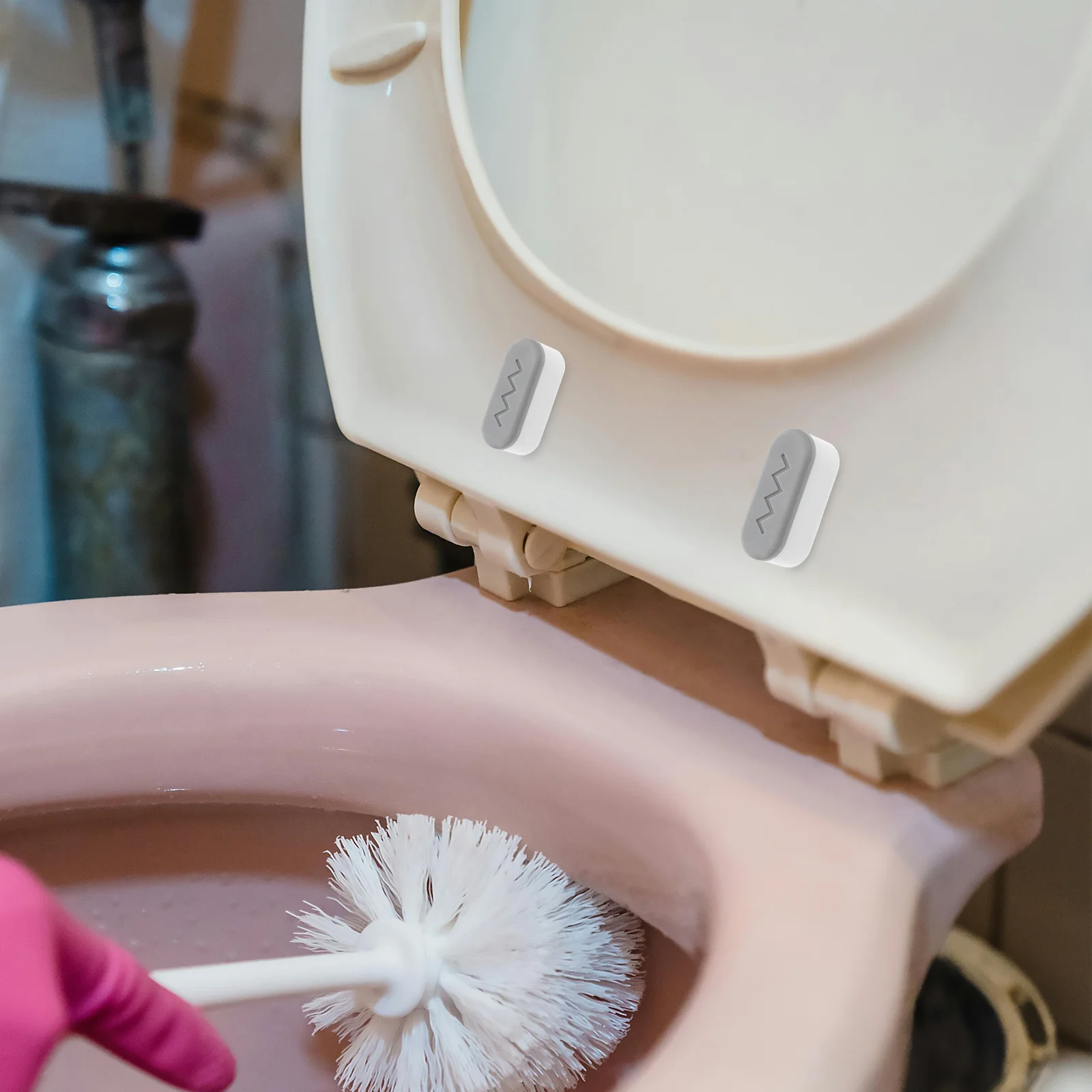 8Pcs Toilet Seat Bumper Pads Universal Rubber Buffers for Lid Mute Operation Damage Prevention Strong Adhesive