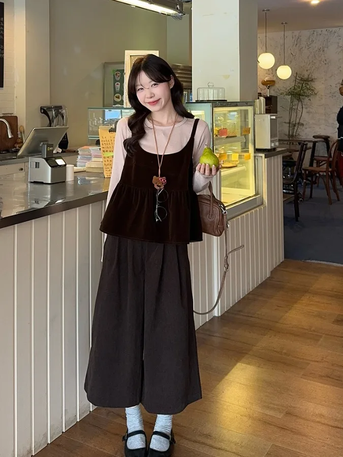 

Женский костюм больших размеров: топ и футболка с широкими брюками с высокой талией, осенняя новинка, модный комплект