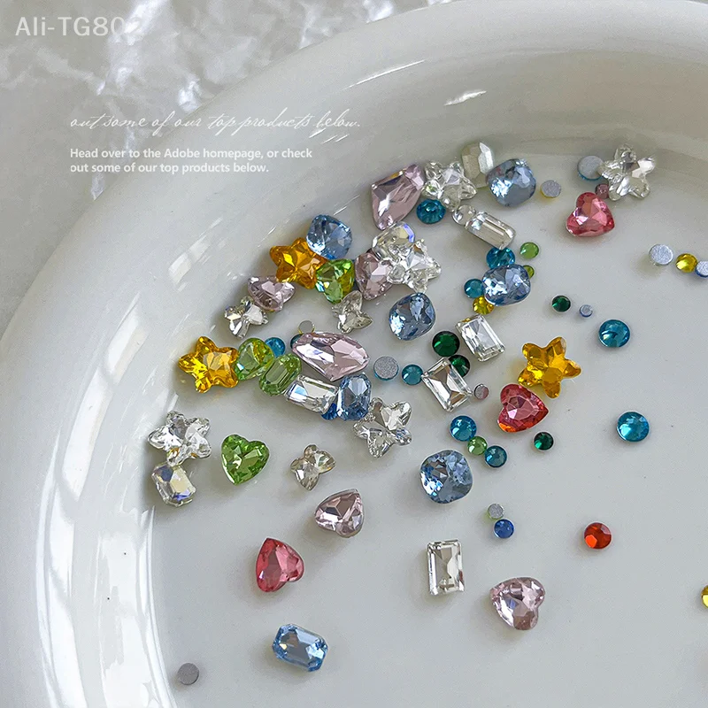 50 Stück Bunte Strass-Nagelkunst-Charms Speziell Geformte Spitze Kristalle für Gesicht Kleidung Schuhe Dekoration Nagelzubehör