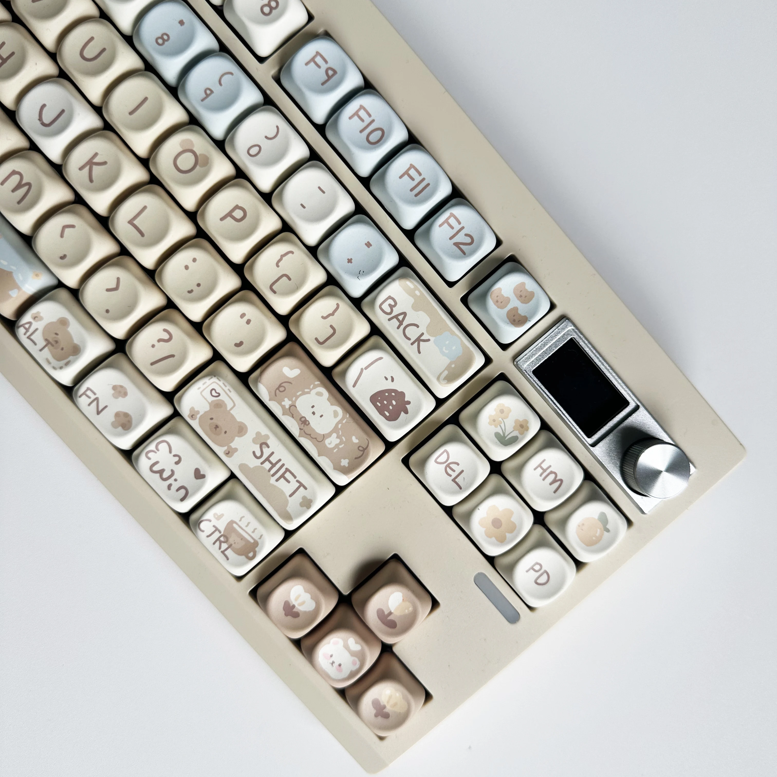 ZUOYA 132Keys Milk Tea Bear Theme Keycaps MOA Profile PBT Key Caps Kit for 61/64/68/84/75/87Keys GMK67 Gaming Mechanical Keyboar