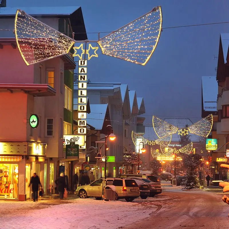 

custom.Event Party Supplies Motif Light Across Shopping Mall Street Led Hanging Skyline Bowknot Outdoor IP65