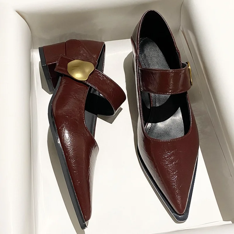 

Ladies' Retro Chunky Heel One-strap Casual Single Shoes, Spring and Autumn New Style, French Fashion Shallow-mouth High Heels.