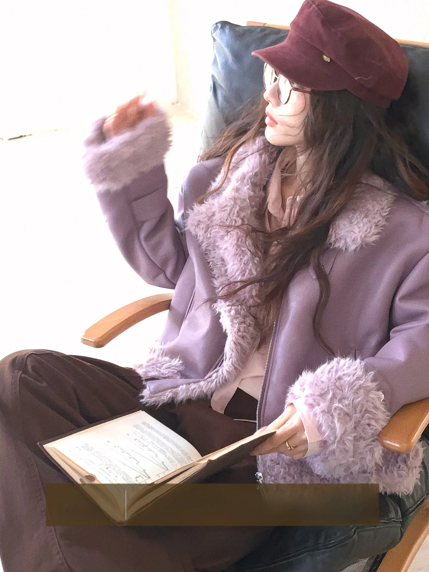 

Retro Style Biker Jacket Women's Short Warmth Outerwear Fur Leather Integrated Eco-friendly December Love Letter Collection