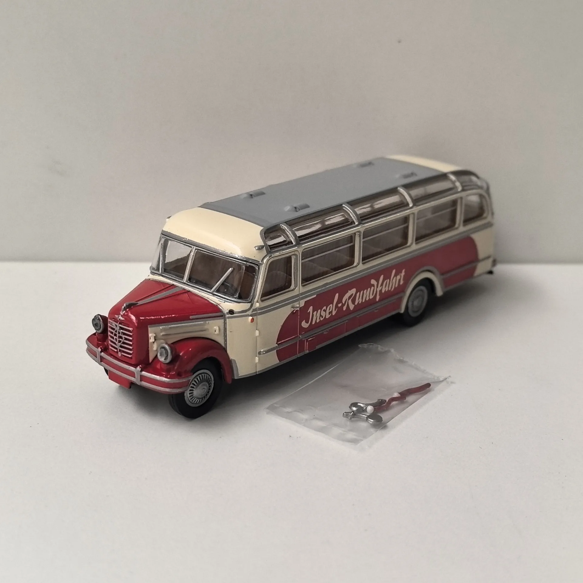 

Литая под давлением BREKINA масштаб 1/37, модель автобуса HO Borgward BO 4000, INSEL, пластиковый материал, модель автомобиля, Коллекционная игрушка, подарок, сувенир