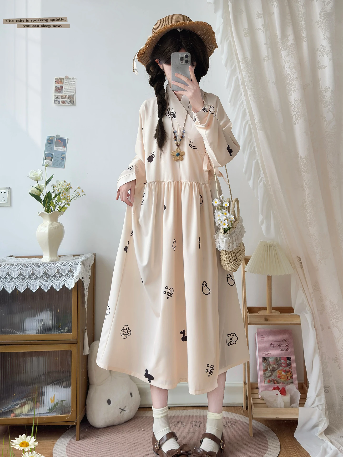 

HanTing Ji (NaiFuchun Ri) Ming Dynasty Hanfu Patched Dress Cute Girl's Daily Wear Lovely Style Women's Traditional Costume