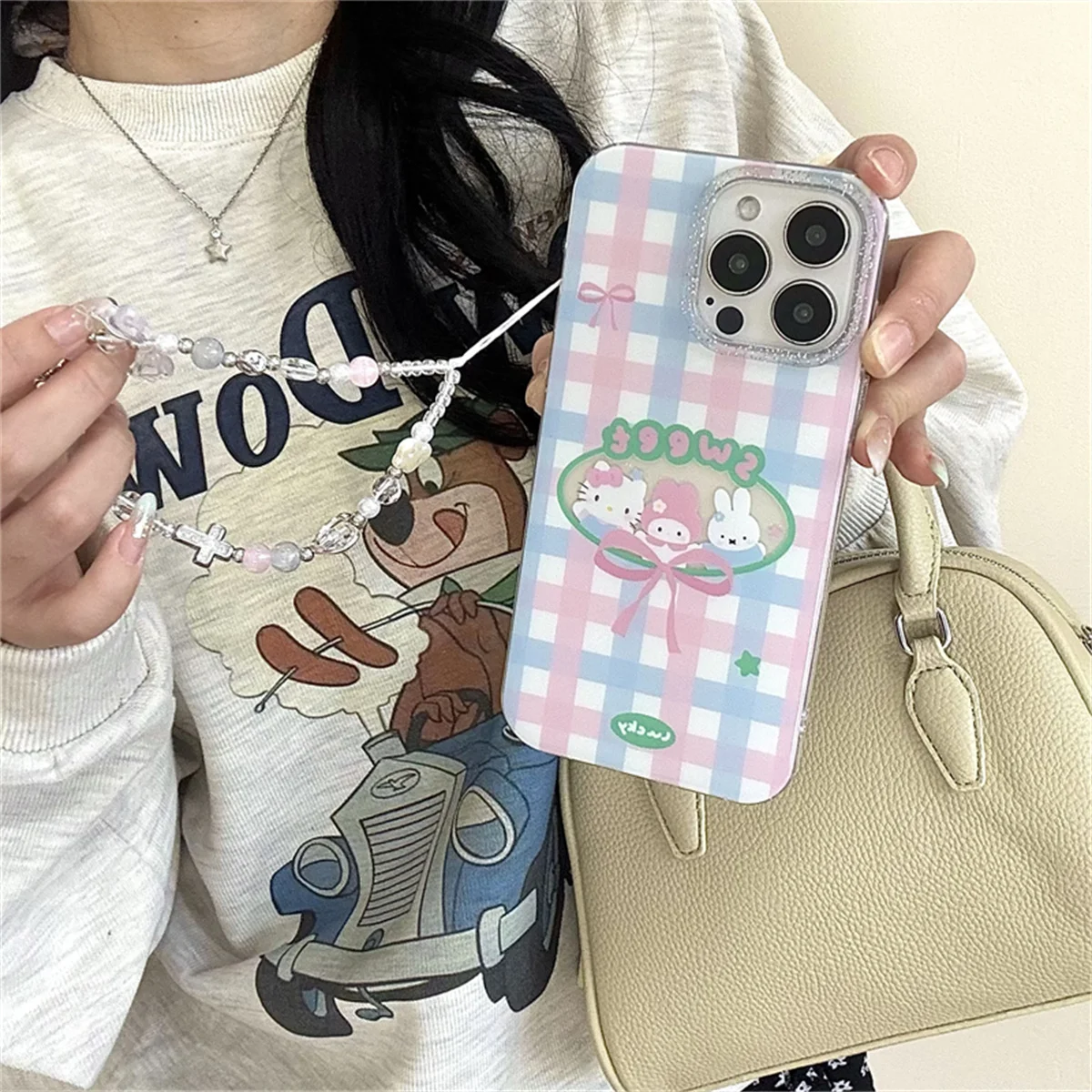 

Fashion Pink Blue Plaid Pattern Cute Kitty Melody Phone Case For iPhone 16 Pro 15 14 Pro Max Cover with Chain Protective Cases