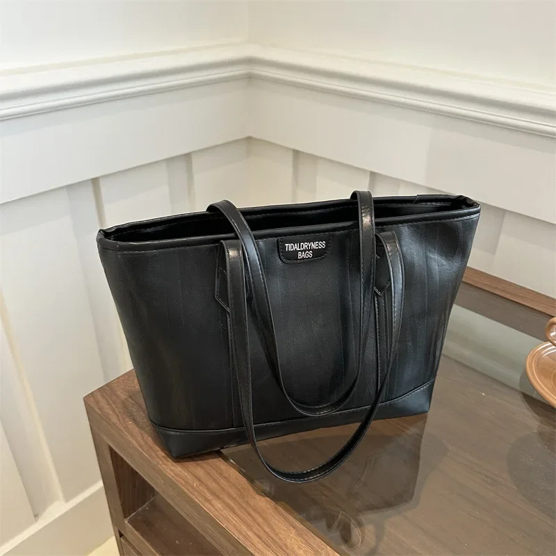 

Soft leather commuter tote bag shoulder underarm bag work tote bag